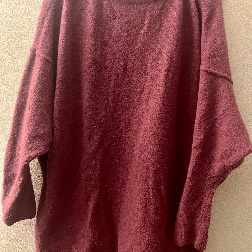 Free People super soft sweater coverup - Picture 3 of 3